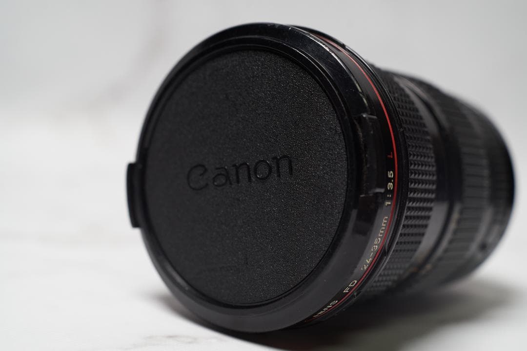 Canon Lens (Zoom) Fd24-35Mm F3.5L