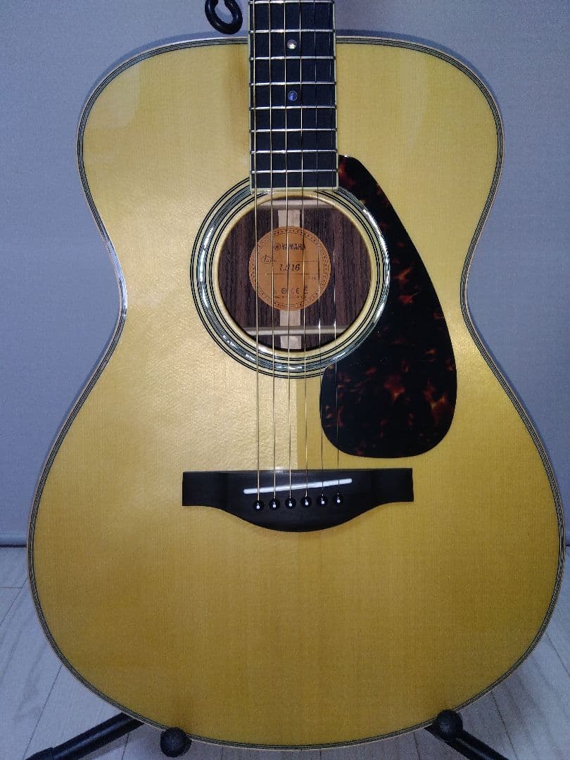 Yamaha Acoustic Guitar Ls-16Are