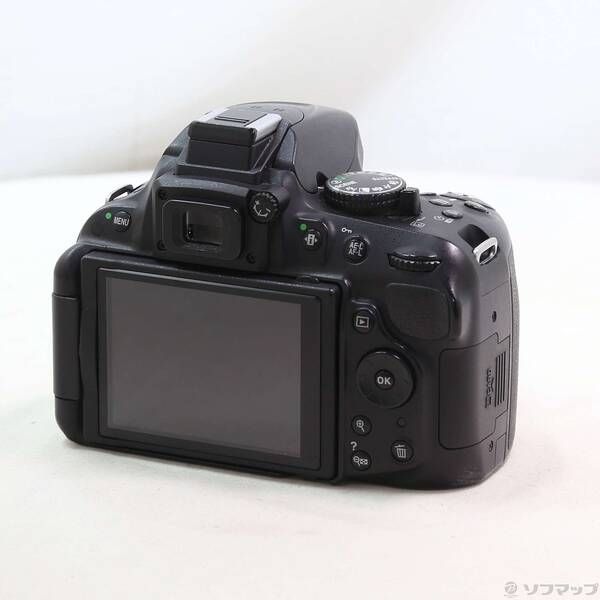 Nikon Digital Slr D5200 352