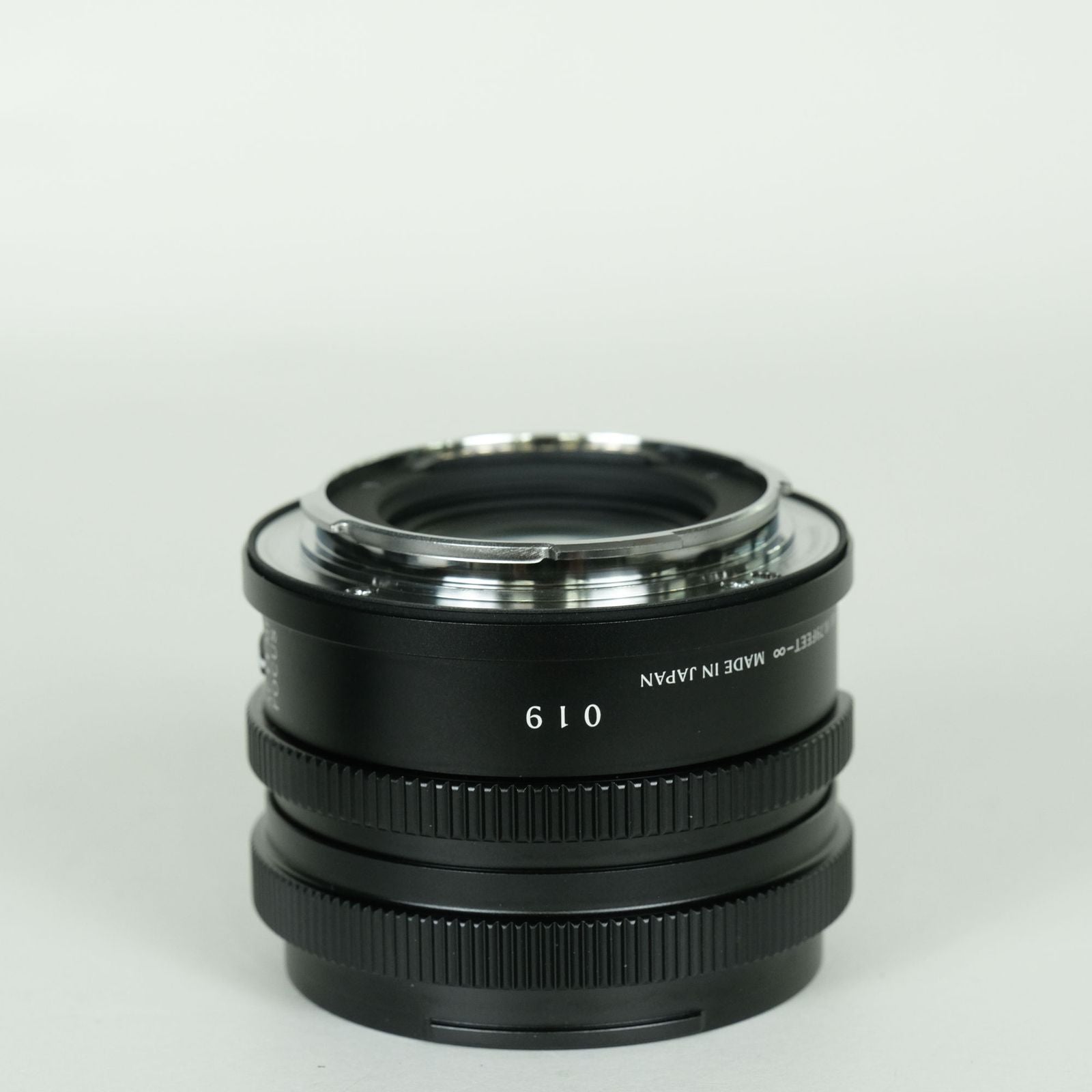 Sigma Lens (Single Focus) F2.8 Dg Contemporary L Leica