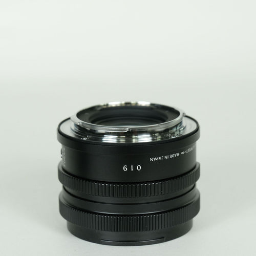 Sigma Lens (Single Focus) F2.8 Dg Contemporary L Leica