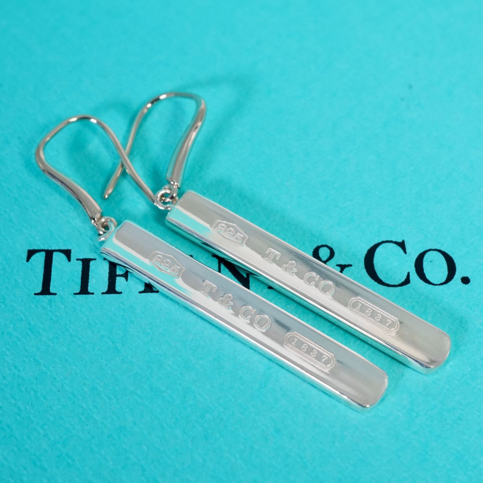 Tiffany Earrings (For Both Ears) 1837 /25-1685