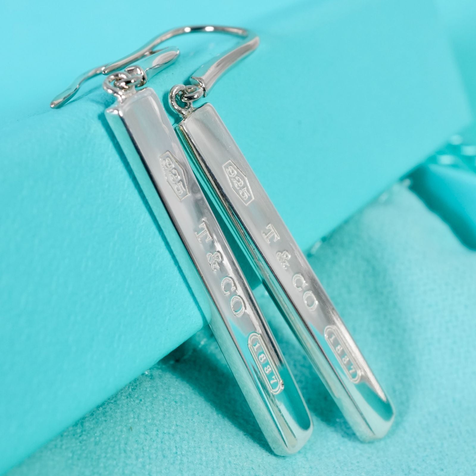 Tiffany Earrings (For Both Ears) 1837 /25-1685