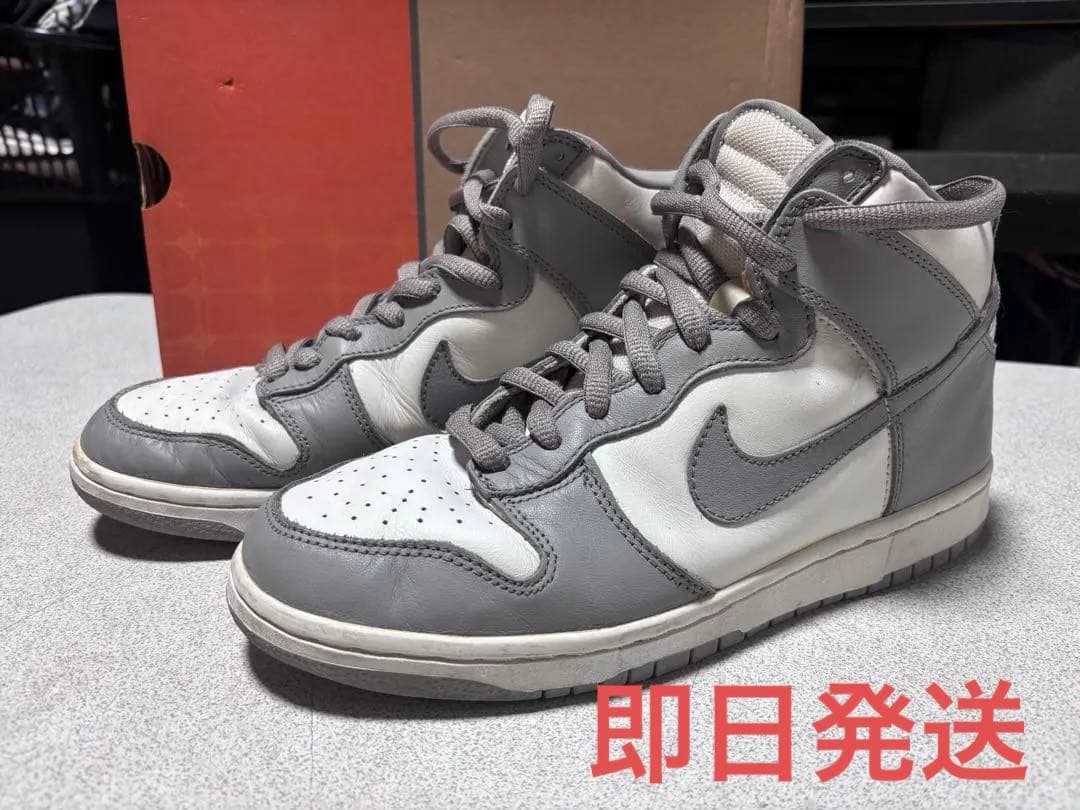 Nike Sneakers 2002 Dunk High 304717 002