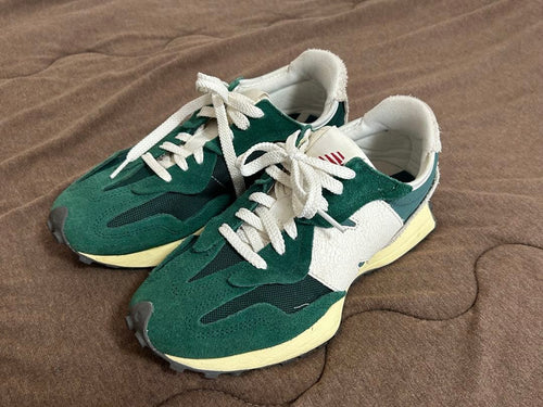 New Balance Sneakers 327
