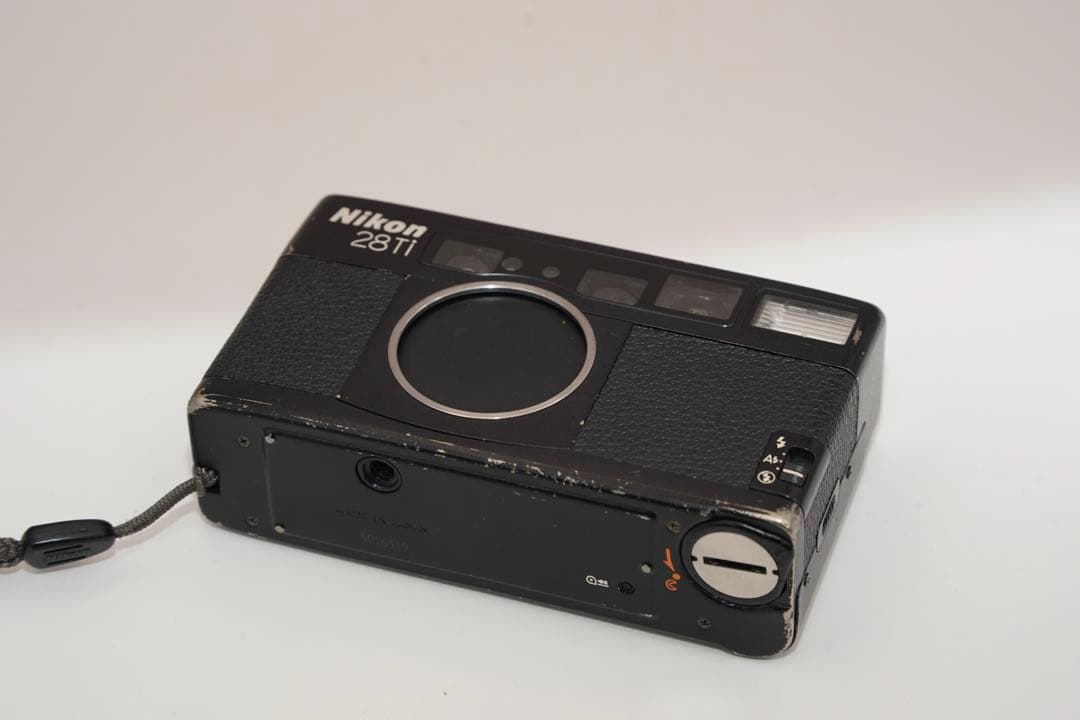 Compact Camera (Film) Nikon 28Ti