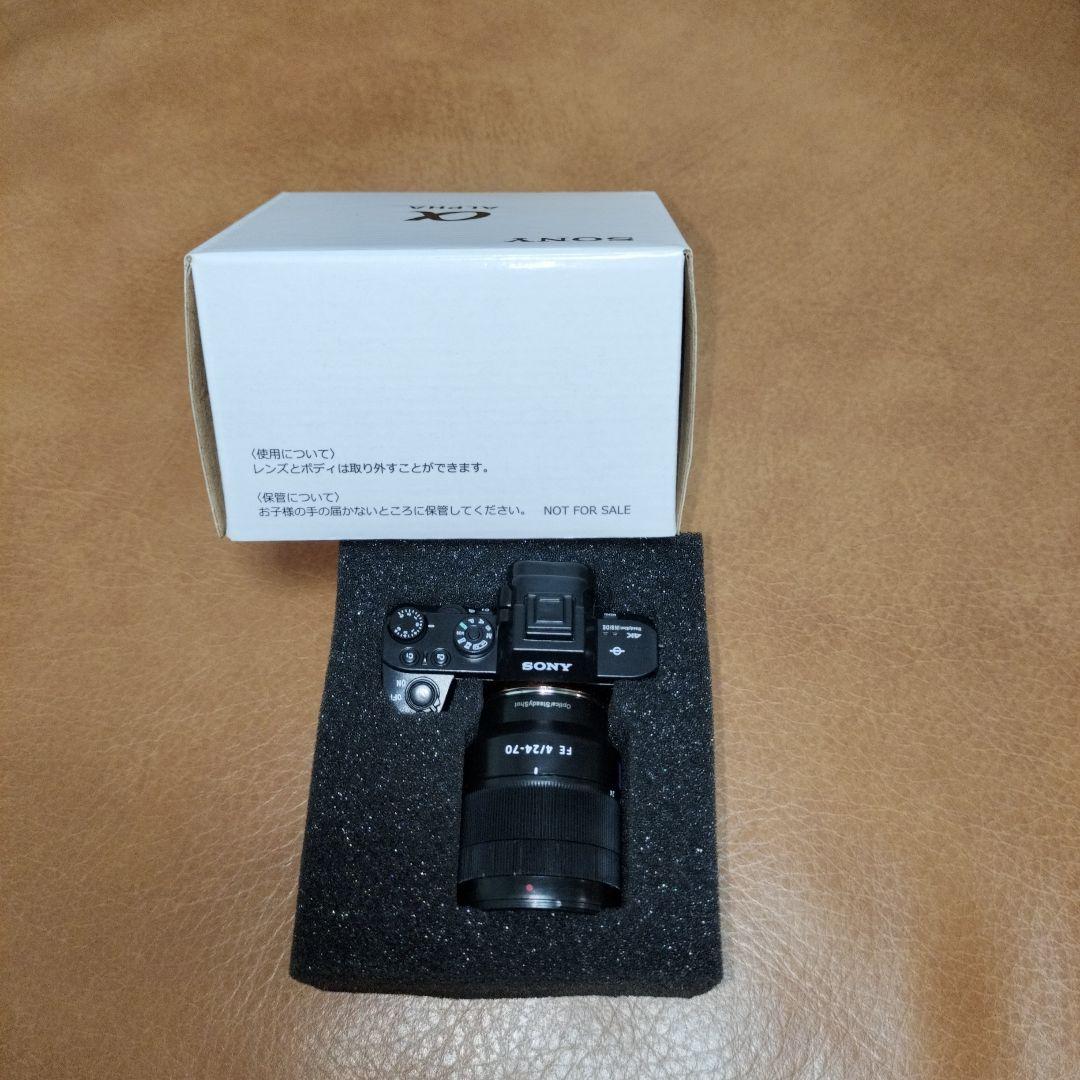 Sony Miniatures 7R2 7R 99 Sel400F28Gm
