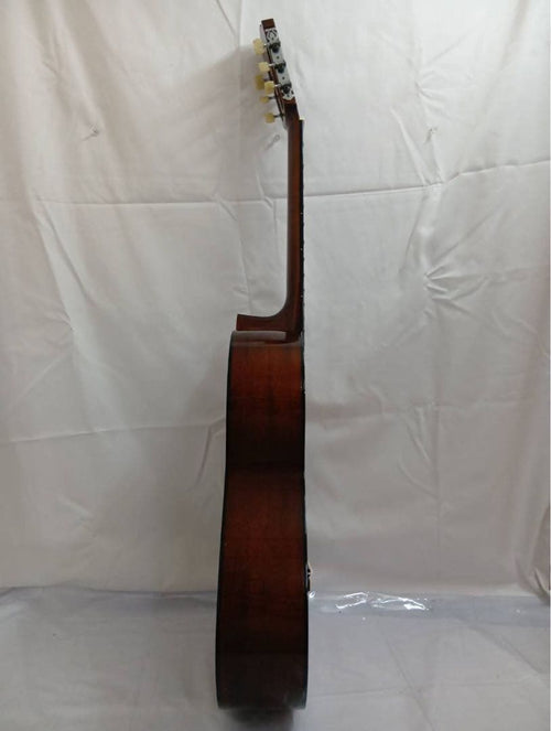 Yamaha Classical Guitars C-150 101 37