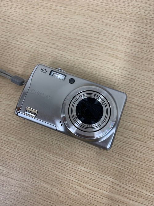 Fujifilm Compact Digital Camera 4 Finepix F70Exr 1