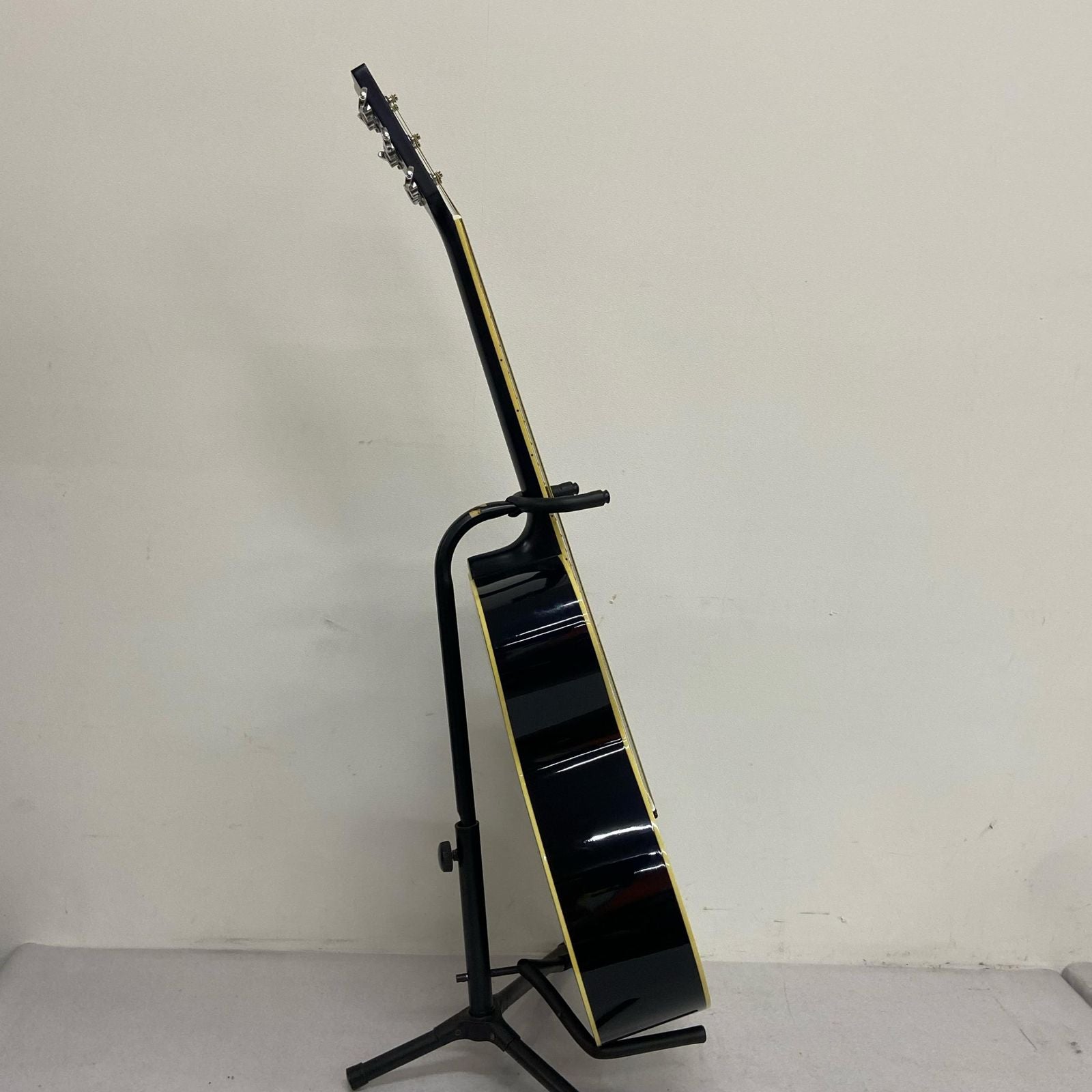Yamaha Acoustic Guitar Fs720S