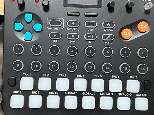 Sampler Sonicware Smpltrek