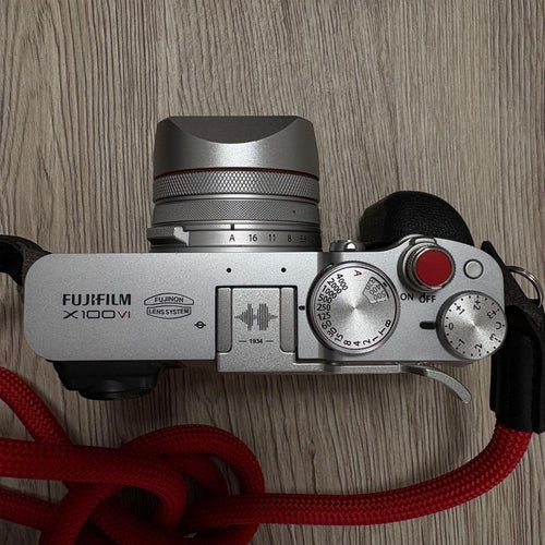 Fujifilm Compact Digital Cameras X100Vi