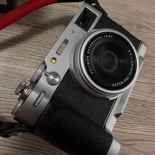 Fujifilm Compact Digital Cameras X100Vi