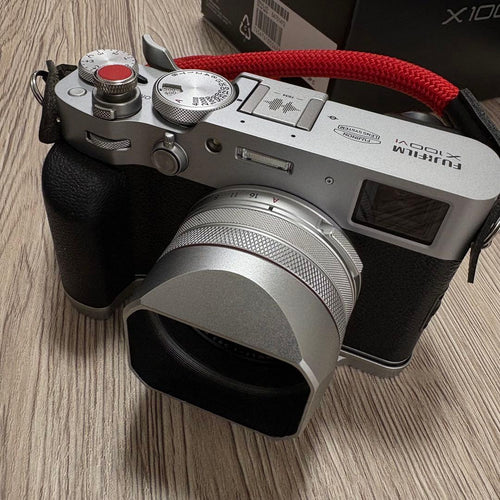 Fujifilm Compact Digital Cameras X100Vi