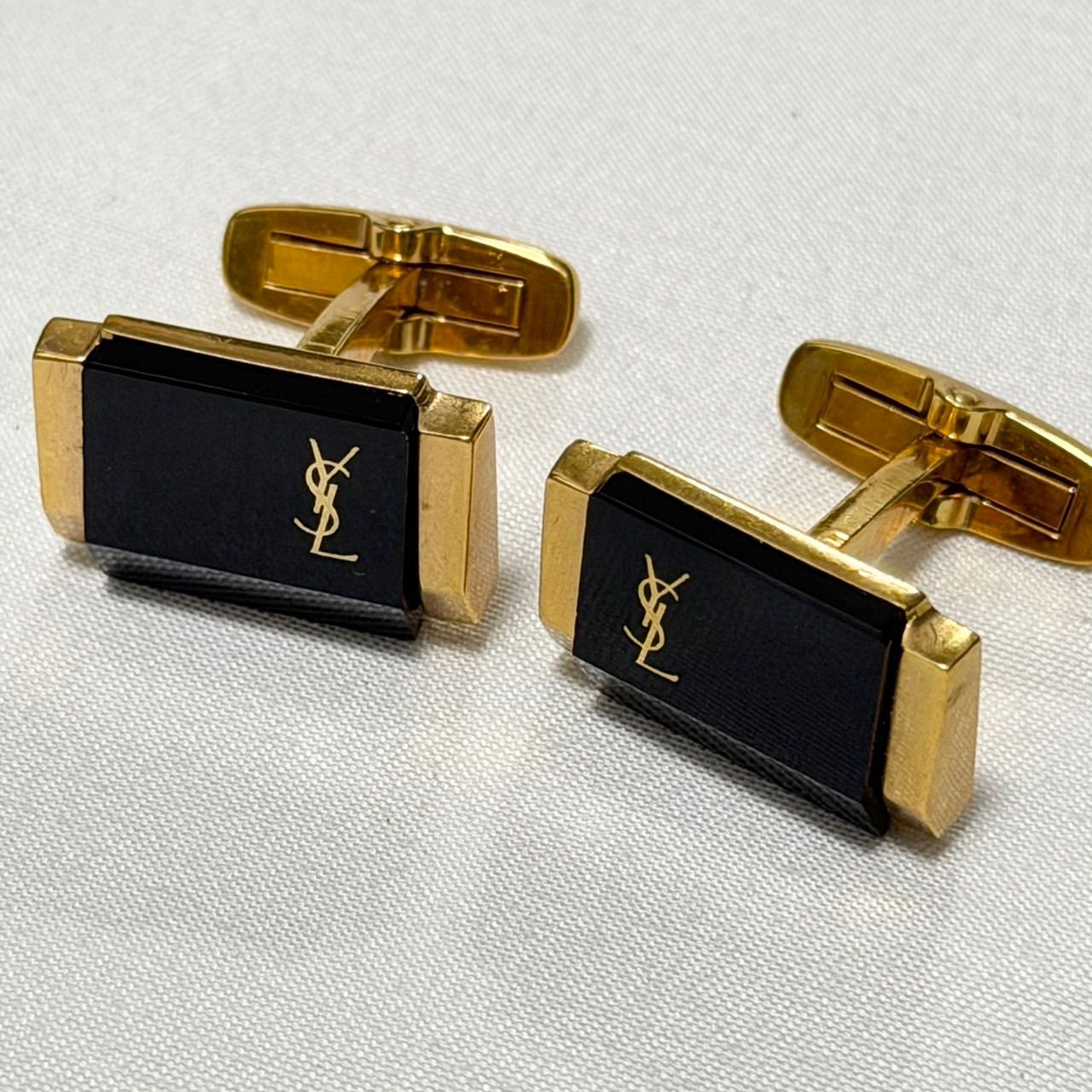 Yves Saint Laurent Cufflinks /Ysl/