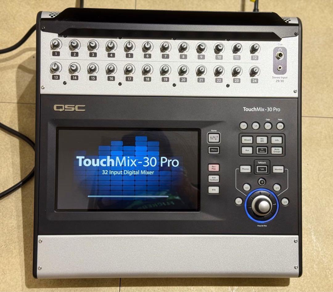 Digital Mixers Qsc Touchmix-30 Pro