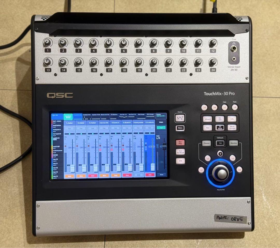 Digital Mixers Qsc Touchmix-30 Pro
