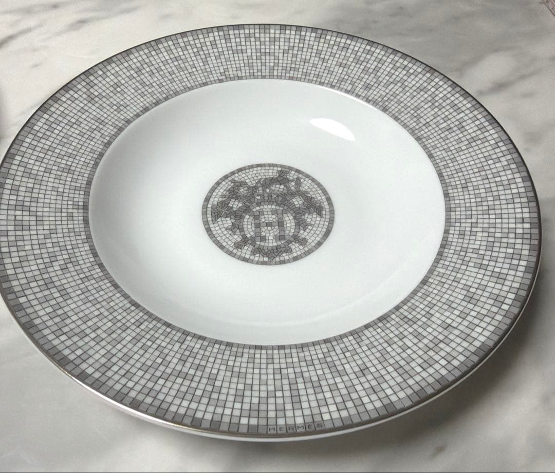 Hermes Dish 24