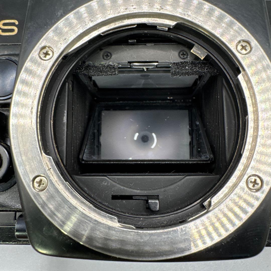 Contax Slr Camera (Film) B799 Rts