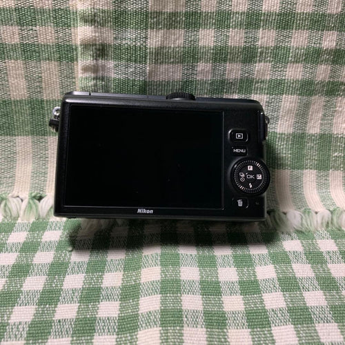 Nikon Mirrorless Interchangeable Lens Cameras 1 J3