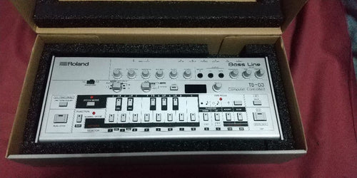 Rhythm Machines Roland Tb-03 Bass Line