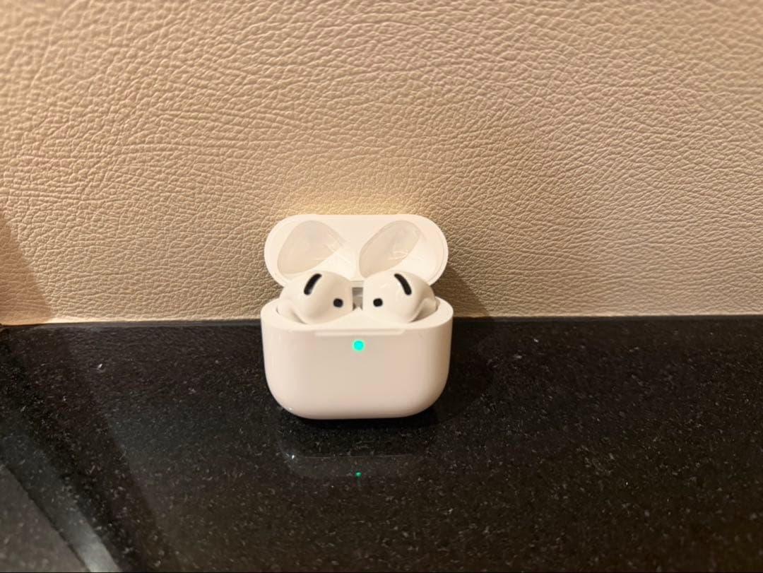 Airpods Body