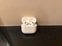 Airpods Body