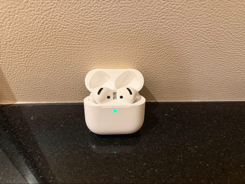 Airpods Body