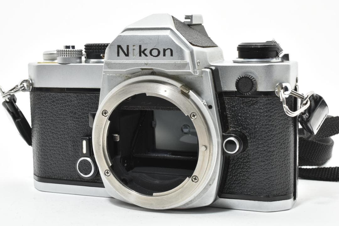 Slr Camera (Film) Nikon Fm #21328