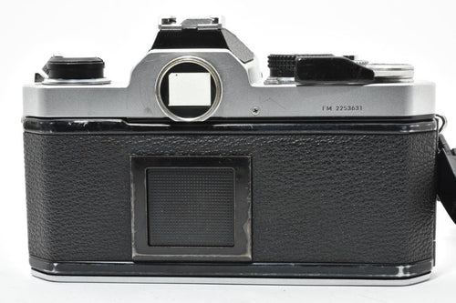 Slr Camera (Film) Nikon Fm #21328