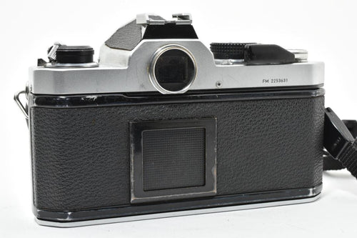 Slr Camera (Film) Nikon Fm #21328