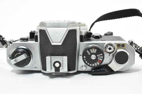 Slr Camera (Film) Nikon Fm #21328