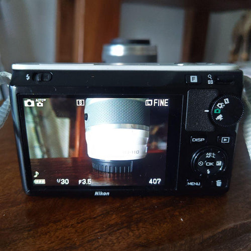 Nikon Mirrorless Interchangeable Lens Cameras 1 J1