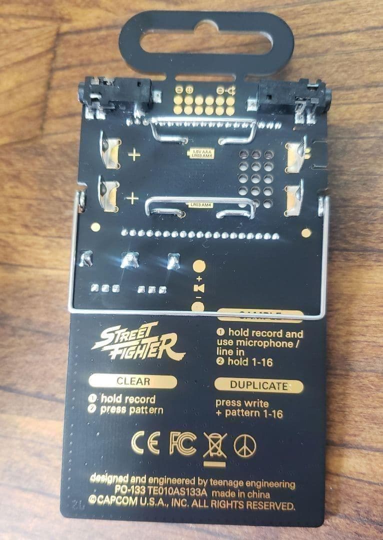 Sampler Teenage Engineering Po-133