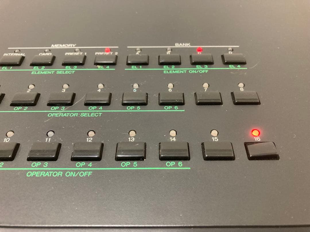 Yamaha Others Sy77 61 0803