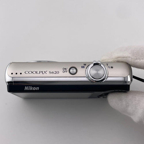 Nikon Compact Digital Camera Coolpix S620