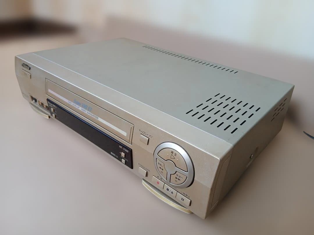Victor Cd, Md Cassette Decks S-Vhs Hr-V300 Vhs-C