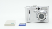 Compact Digital Camera D2022 Nikon Coolpix E5900