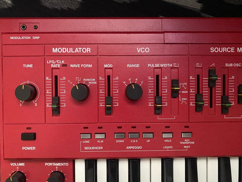 Roland Analog Synthesizer Sh-101