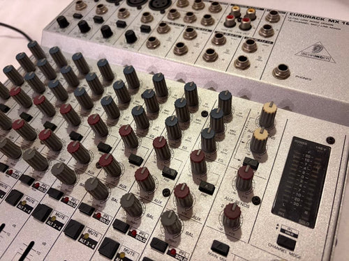 Behringer Other Eurorack Mx1604A