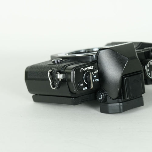 Olympus Mirrorless Interchangeable Lips 6,546 Om-D E-M10 Mark Ii