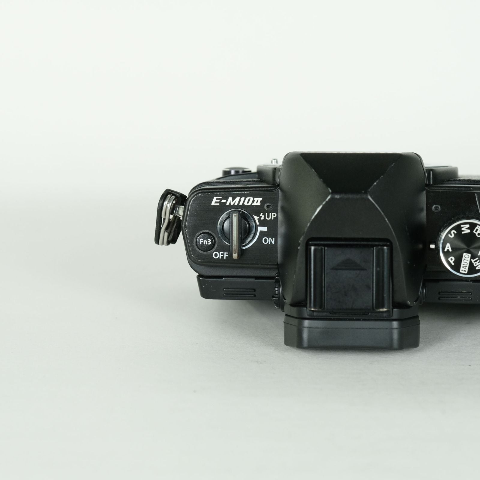 Olympus Mirrorless Interchangeable Lips 6,546 Om-D E-M10 Mark Ii
