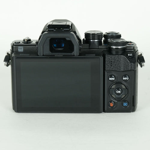 Olympus Mirrorless Interchangeable Lips 6,546 Om-D E-M10 Mark Ii