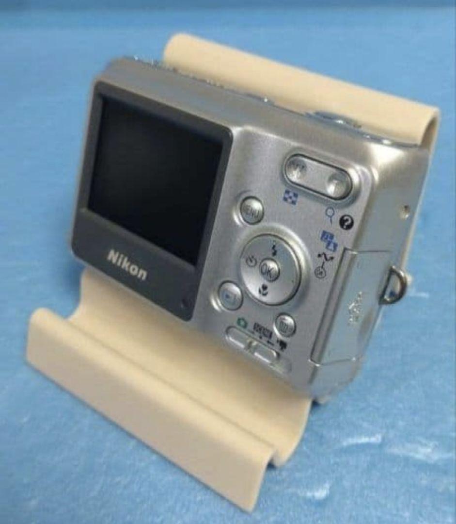 Nikon Compact Digital Cameras Coolpix L3
