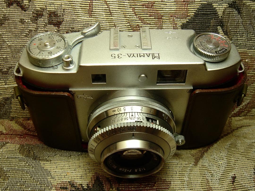 Compact Cameras (Film) 35
