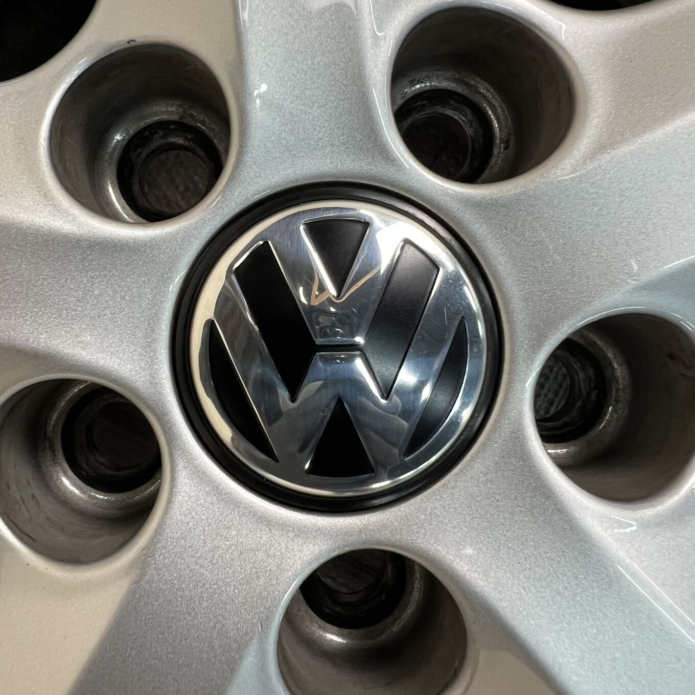 Volkswagen 15 Inches Vw Polo 6R/Aw 5X100 #54D40426