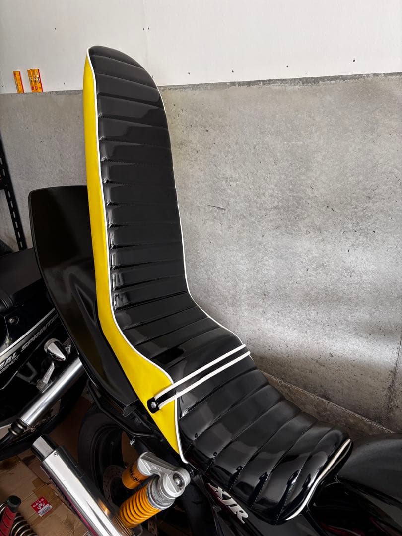 Yamaha Seats Xjr