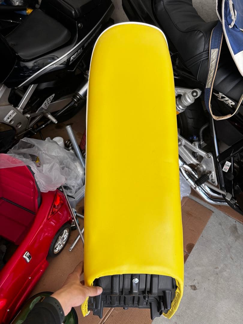 Yamaha Seats Xjr