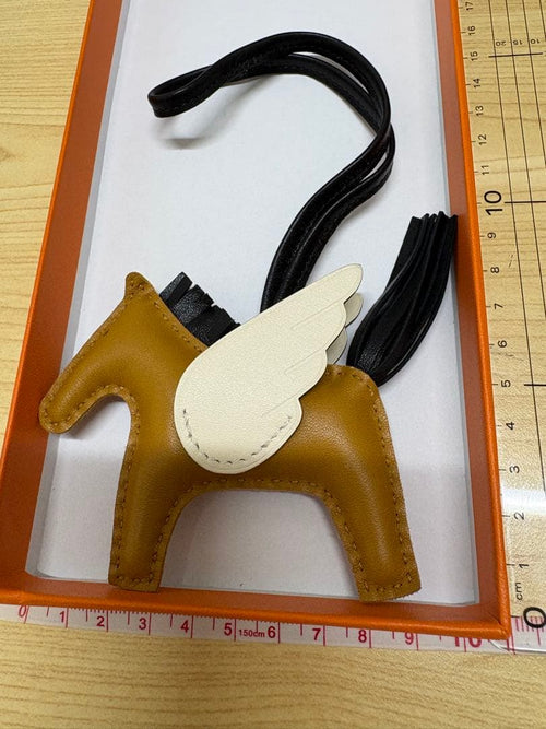 Charms PM Z (2021 Hermes)