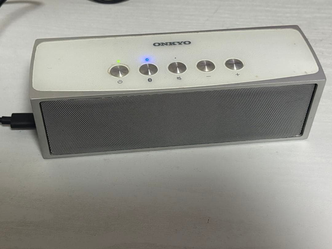 Onkyo Wireless Speakers Sas200